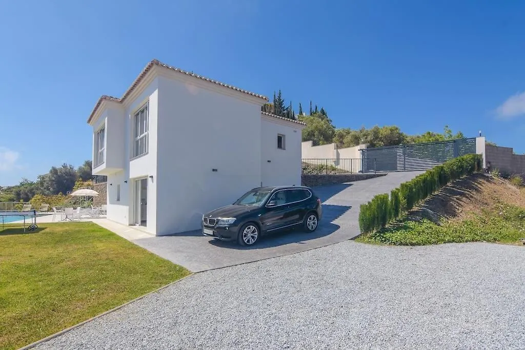 Gran Villa Con Bonitas Vistas Nerja